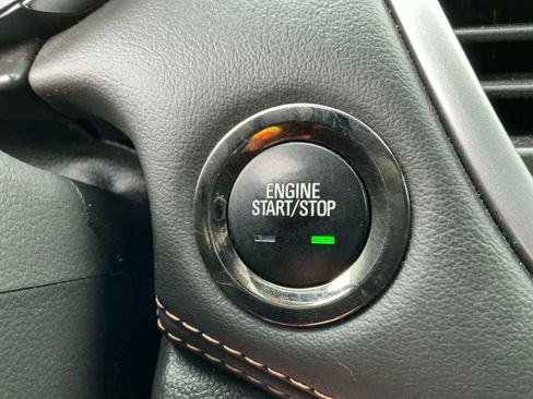 Used 2022 Chevrolet Trax LT w/ Driver Confidence Package image 30