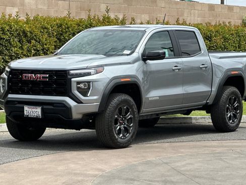 Used 2025 GMC Canyon Elevation RWD image 8