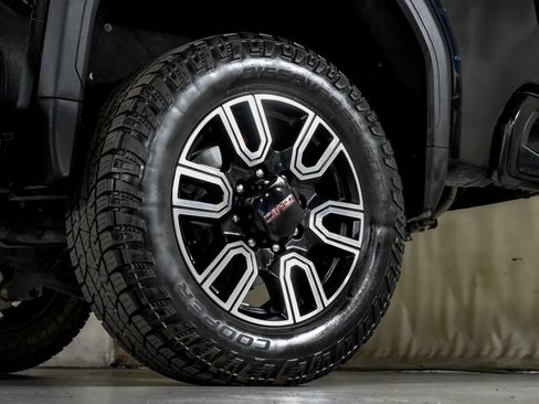 Used 2021 GMC Sierra 2500 AT4 w/ Gooseneck/5TH Wheel Package AWD/4WD image 56