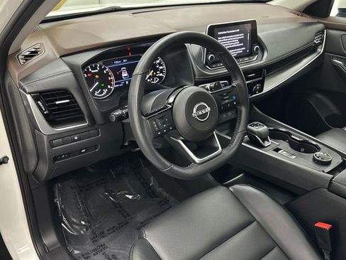 Certified 2023 Nissan Rogue SV w/ SV Premium Package AWD/4WD image 28