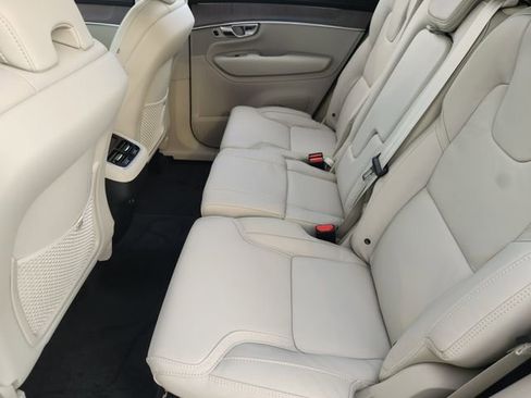 New 2026 Volvo XC90 B6 Ultra w/ Protection Package AWD/4WD image 29