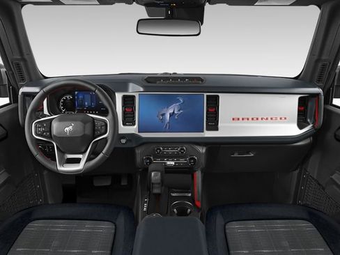 Used 2024 Ford Bronco Heritage Edition image 3