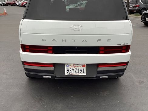 Used 2025 Hyundai Santa Fe Limited image 8