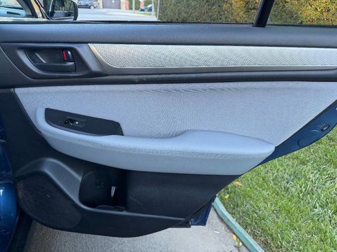 Used 2019 Subaru Outback 2.5i image 20