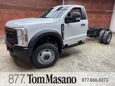 New 2026 Ford F450 4x4 Regular Cab Super Duty image 1