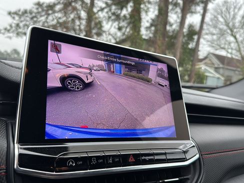 Used 2024 Jeep Compass Trailhawk w/ Trailhawk Elite Group image 23