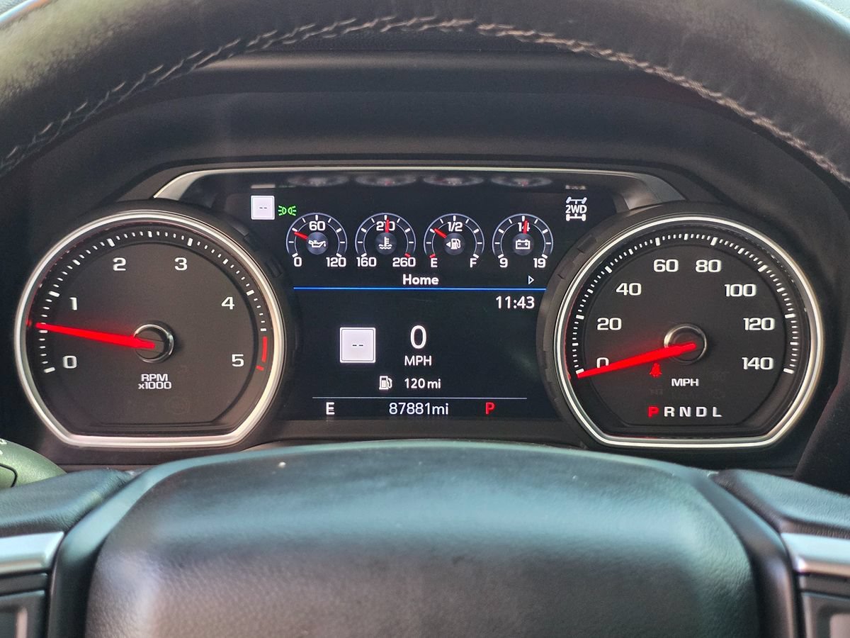Used 2022 Chevrolet Silverado 3500 LTZ w/ LTZ Plus Package AWD/4WD image 34