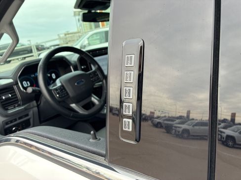 Used 2021 Ford F150 Lariat w/ Equipment Group 502A High image 15