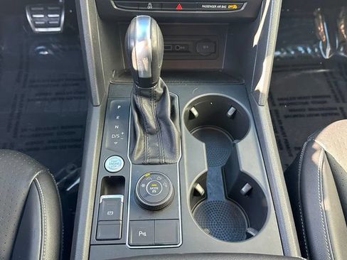 Used 2021 Volkswagen Atlas SE w/ Towing Package AWD/4WD image 32