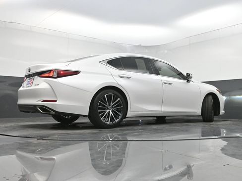 Used 2023 Lexus ES 350 w/ Premium Package FWD image 30