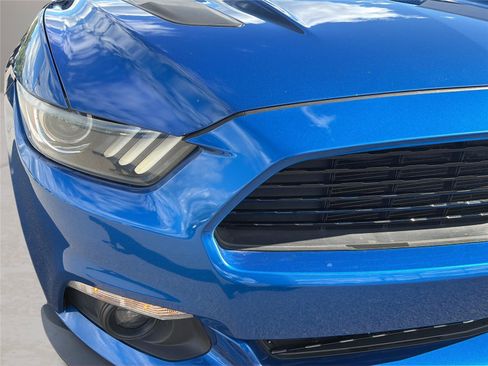 Used 2017 Ford Mustang GT Premium RWD image 26