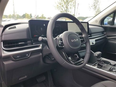 New 2026 Kia Carnival SX w/ SX Dark Edition Package image 17