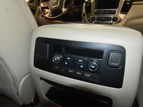 Used 2019 GMC Yukon XL Denali w/ Denali Ultimate Package image 20