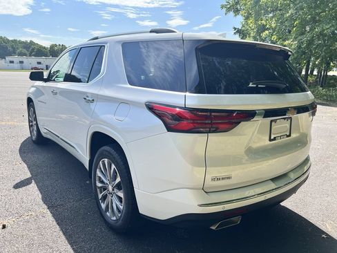 Used 2022 Chevrolet Traverse Premier AWD/4WD image 5