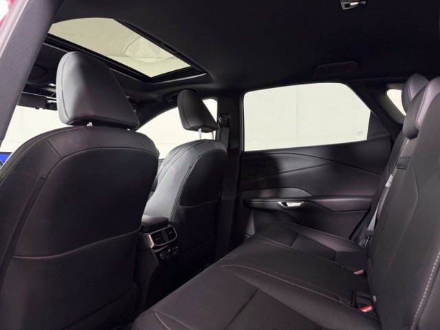Used 2023 Lexus RX 350 w/ Accessory Package (2T) AWD/4WD image 31