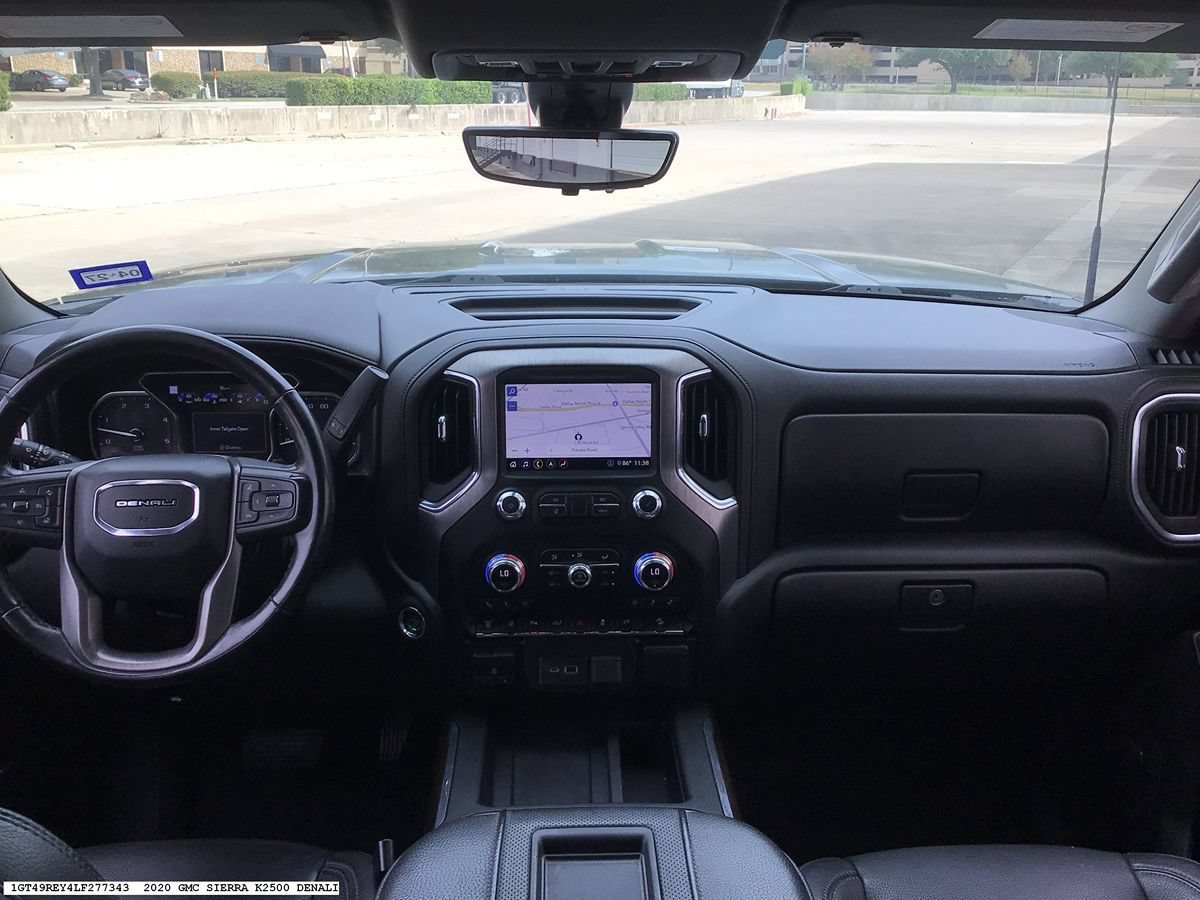 Used 2020 GMC Sierra 2500 Denali w/ Denali Ultimate Package AWD/4WD image 12