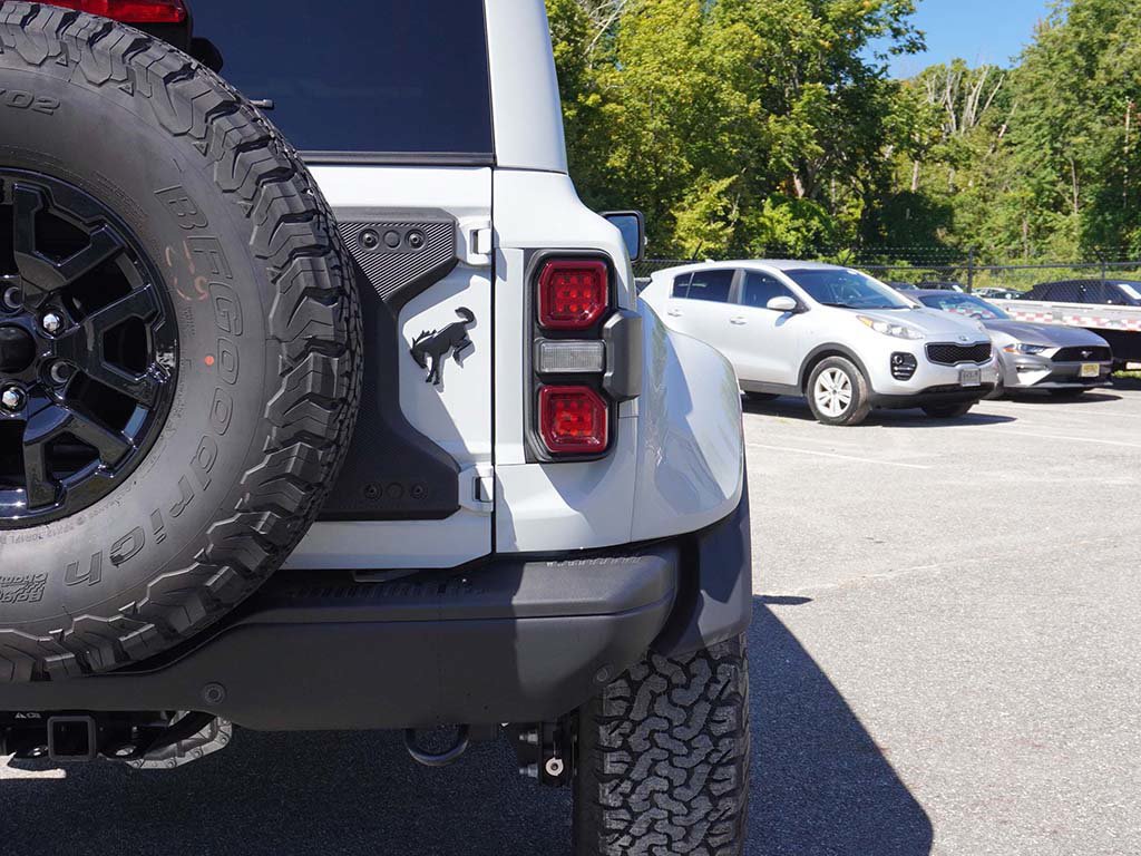 Used 2026 Ford Bronco Raptor w/ Interior Carbon Fiber Pack AWD/4WD image 16