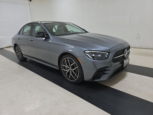 Used 2022 Mercedes-Benz E 350 Sedan w/ AMG Line Exterior image 4
