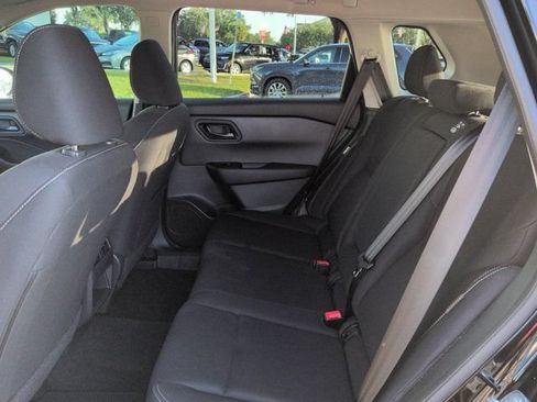 Used 2025 Nissan Rogue S FWD image 13