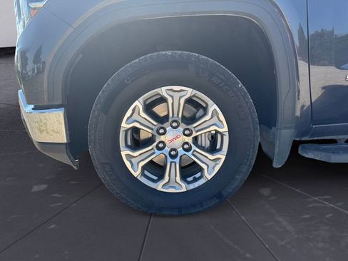 Used 2024 GMC Sierra 1500 SLT image 14