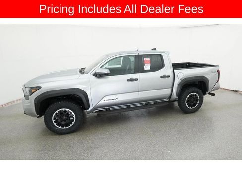 New 2025 Toyota Tacoma TRD Off-Road AWD/4WD image 21