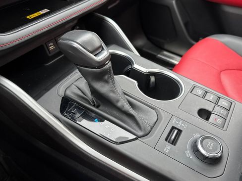 Certified 2023 Toyota Highlander XSE image 23