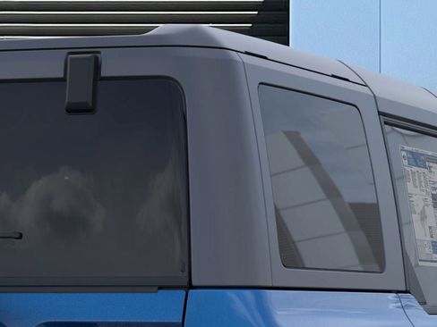 New 2025 Ford Bronco 4-Door image 25