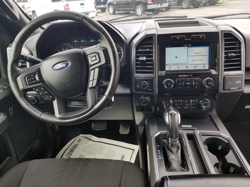 Used 2018 Ford F150 XLT w/ Equipment Group 302A Luxury AWD/4WD image 9