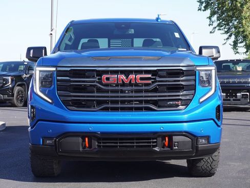 Certified 2023 GMC Sierra 1500 AT4 w/ AT4 Premium Package image 5