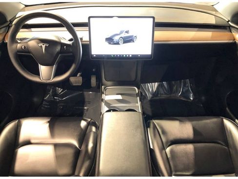 Used 2024 Tesla Model Y Long Range image 22