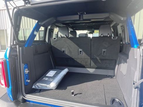 Used 2022 Ford Bronco Badlands image 10