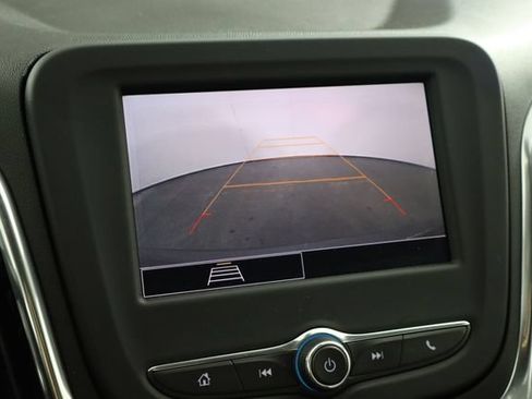 Used 2022 Chevrolet Equinox LT FWD image 28