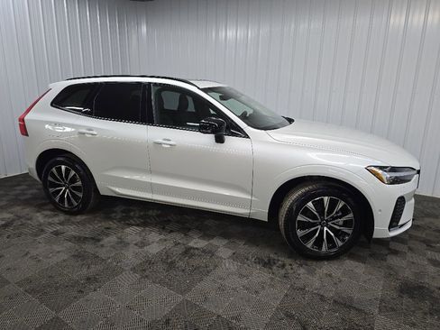 Used 2025 Volvo XC60 B5 Plus AWD/4WD image 1