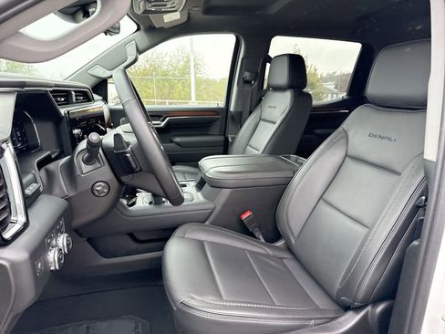 Used 2024 GMC Sierra 1500 Denali w/ Technology Package image 13