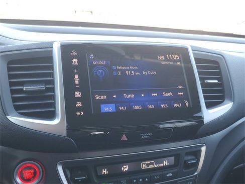 Certified 2017 Honda Pilot EX image 18