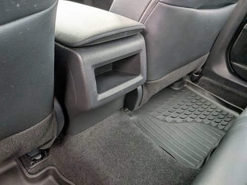 Used 2024 Toyota Camry SE FWD image 33