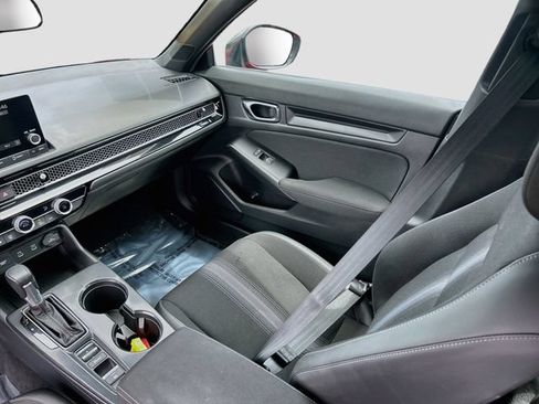Used 2025 Honda Civic Sport image 5