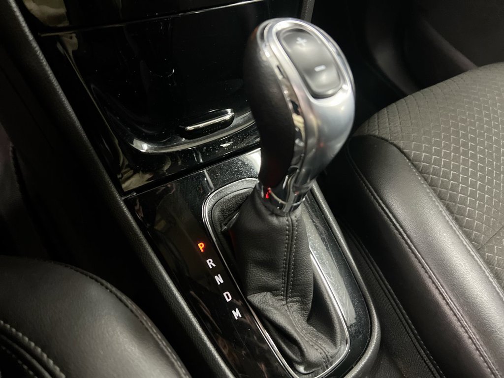 Used 2017 Buick Encore Preferred FWD image 17