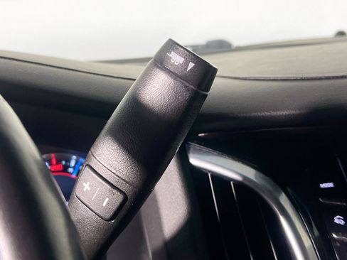 Used 2019 Cadillac Escalade Premium Luxury w/ Escalade Sport Edition image 24