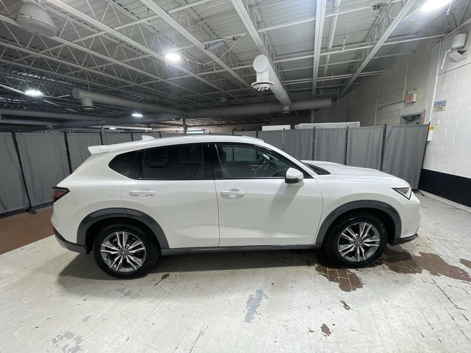 Used 2025 Acura ADX AWD image 27