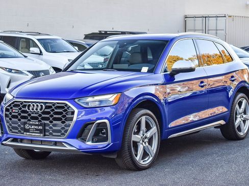 Used 2022 Audi SQ5 Premium Plus w/ Premium Plus Package image 3