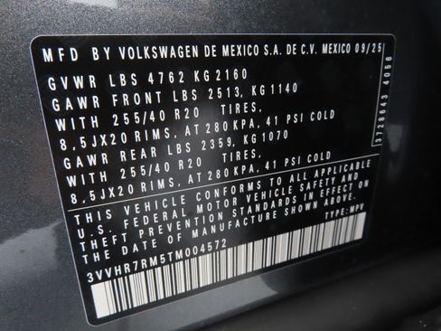 New 2026 Volkswagen Tiguan SE R-Line image 30