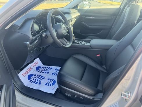New 2026 MAZDA MAZDA3 2.5 S Sedan w/ Preferred Pkg image 7