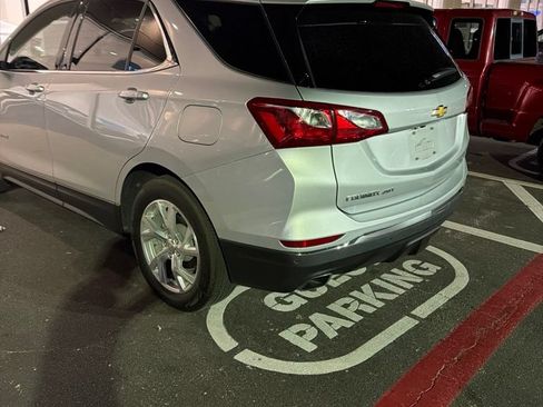 Used 2018 Chevrolet Equinox LT FWD image 4