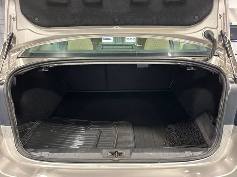 Used 2016 Subaru Legacy 2.5i Premium w/ Moonroof Package AWD/4WD image 36