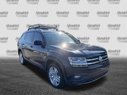 Used 2019 Volkswagen Atlas SE w/ Panoramic Sunroof Package FWD image 3