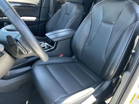 Used 2023 Buick Envision Essence AWD/4WD image 19