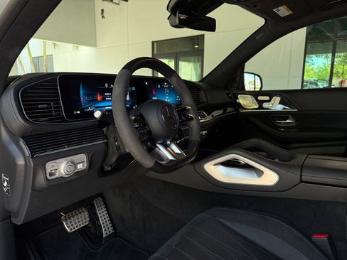 Used 2024 Mercedes-Benz GLE 63 AMG S image 18