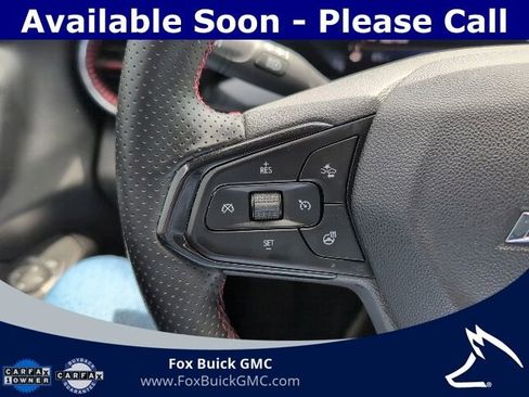 Used 2024 Chevrolet Trax RS w/ Sunroof Package FWD image 15
