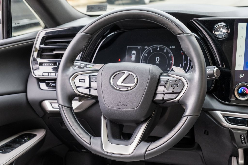 Used 2024 Lexus RX 350 Premium w/ Accessory Package (Z1) AWD/4WD image 23
